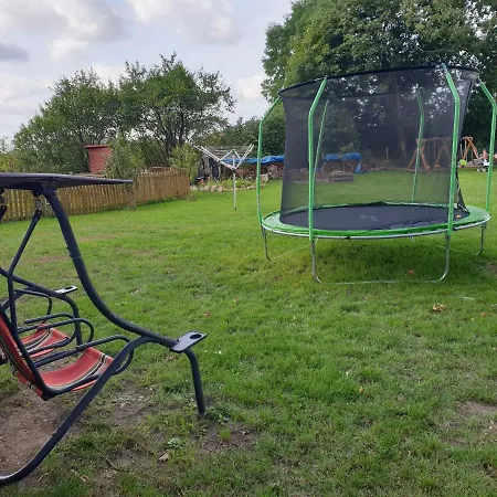 مزرعة للإقامة Pod Debami - Pokoje Na Mazurach فودميني